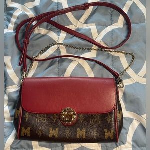 Metro city crossbody bag